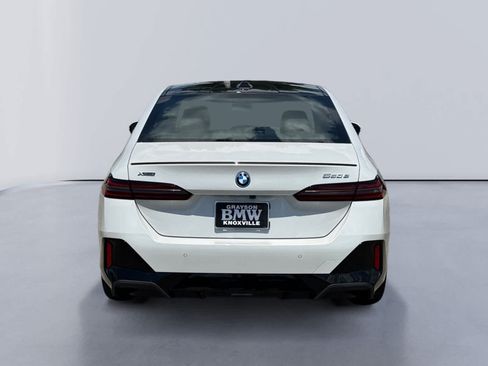 New 2027 BMW 550e xDrive AWD/4WD image 4