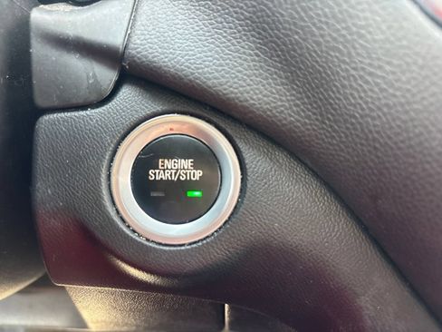 Used 2023 Chevrolet Equinox LT FWD image 25