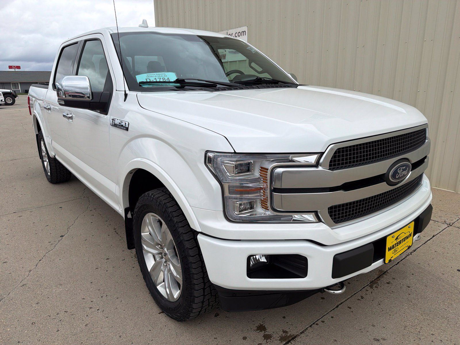 Certified 2020 Ford F150 Platinum w/ Equipment Group 701A Luxury AWD/4WD image 2