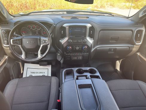 Used 2022 Chevrolet Silverado 1500 RST AWD/4WD image 8