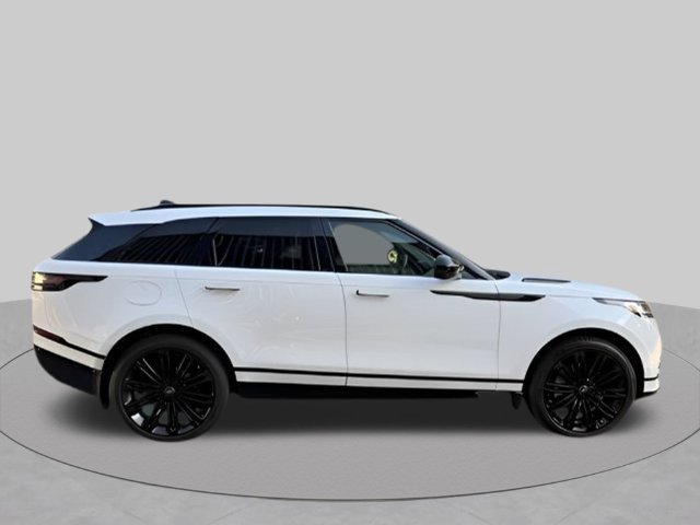 Certified 2026 Land Rover Range Rover Velar Dynamic SE AWD/4WD image 19