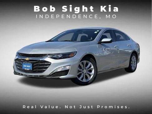 Used 2022 Chevrolet Malibu LT image 1