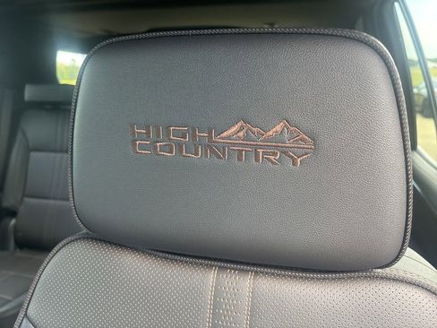 New 2026 Chevrolet Tahoe High Country w/ Sun And Tow Package AWD/4WD image 34