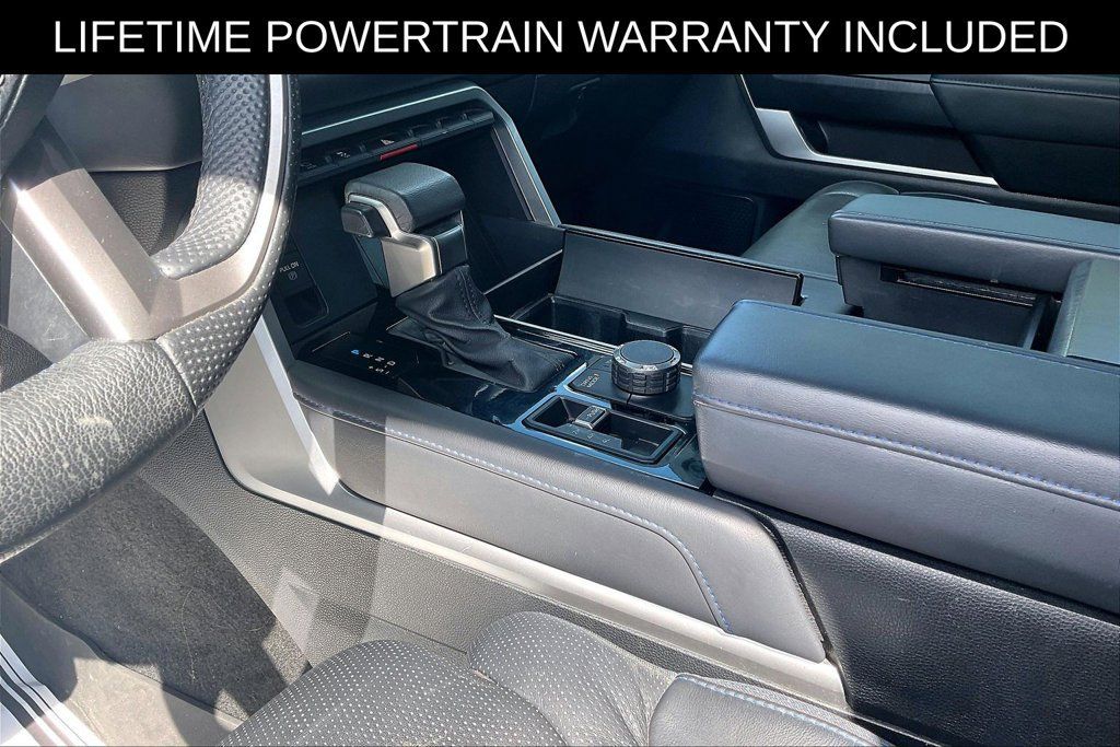 Used 2023 Toyota Sequoia Platinum AWD/4WD image 13
