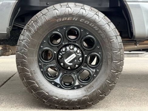 Used 2020 Ford F250 Platinum w/ FX4 Off-Road Package AWD/4WD image 12