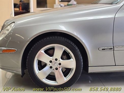 Used 2003 Mercedes-Benz E 500 Sedan image 23