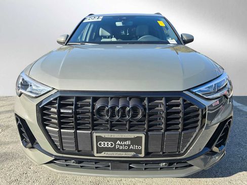 Certified 2025 Audi Q3 2.0T Premium image 8