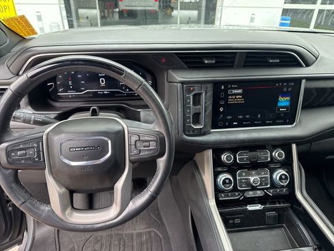 Used 2023 GMC Yukon Denali w/ Denali Reserve Package RWD image 11