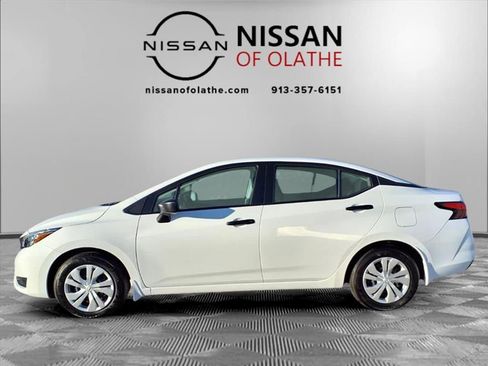 Certified 2025 Nissan Versa S w/ Trunk Package image 17