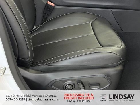 New 2025 Jeep Grand Cherokee L Limited w/ Luxury Tech Group II image 13