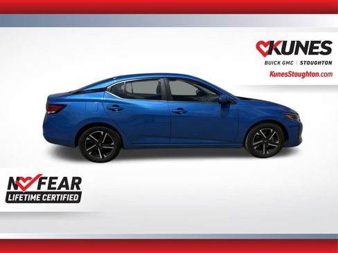 Used 2025 Nissan Sentra SV FWD image 13