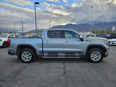 Used 2024 GMC Sierra 1500 Denali w/ Technology Package AWD/4WD image 2