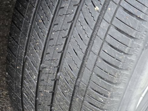 Used 2022 Nissan Rogue SV image 16