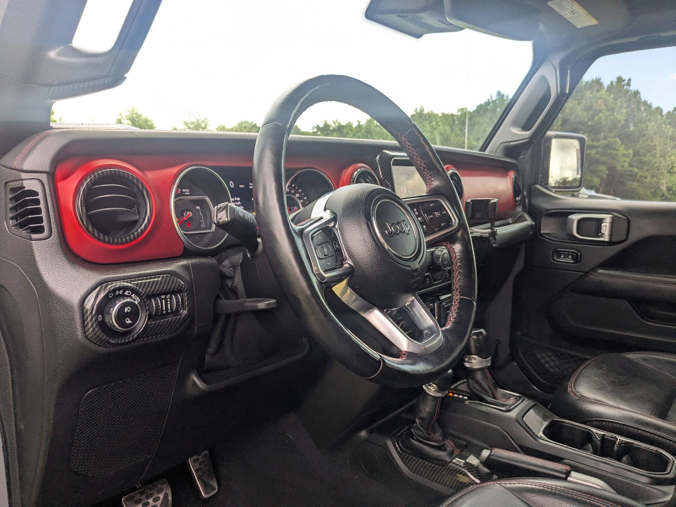 Used 2020 Jeep Gladiator Rubicon AWD/4WD image 13