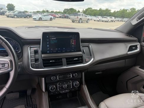 Used 2023 Chevrolet Suburban LT RWD image 20