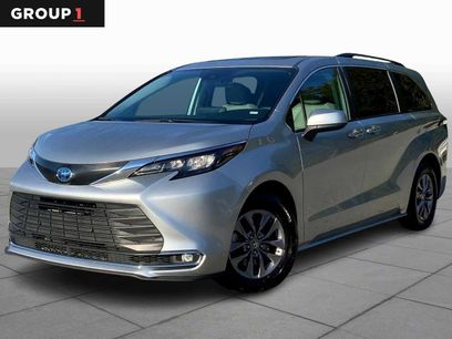 Used 2024 Toyota Sienna XLE