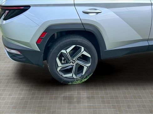 Certified 2024 Hyundai Tucson Limited AWD/4WD image 13