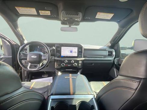 Used 2024 Ford F250 Platinum AWD/4WD image 23