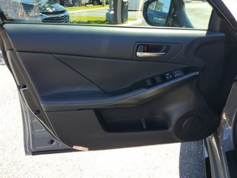 Used 2025 Lexus IS 350 F Sport image 13