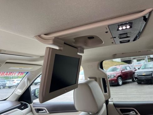 Used 2018 GMC Yukon Denali w/ Open Road Package image 11