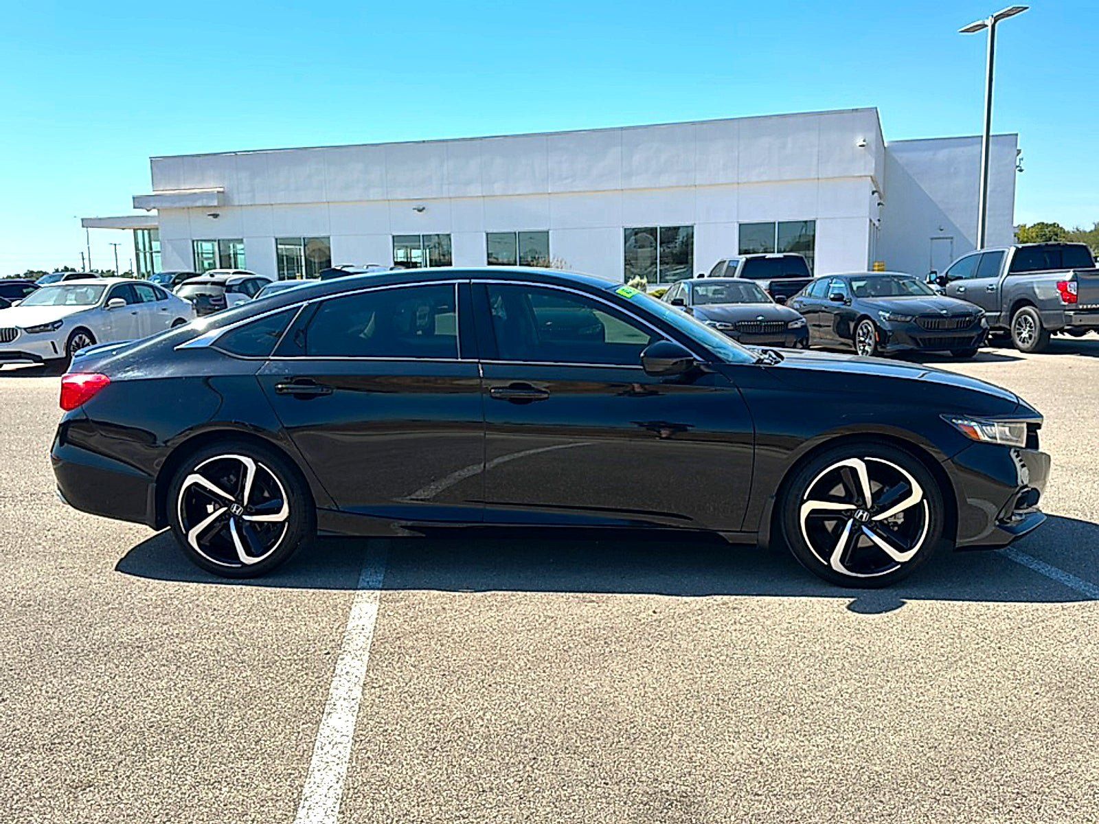 Used 2021 Honda Accord Sport Special Edition image 9