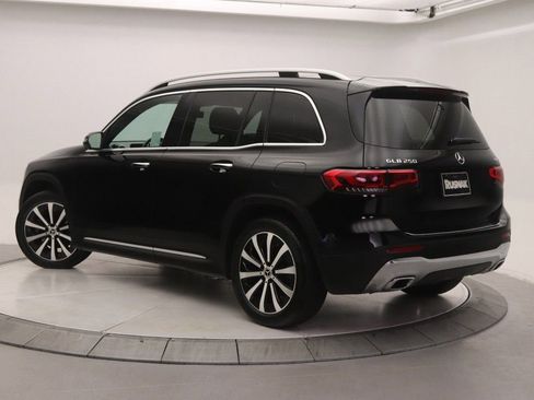 Certified 2022 Mercedes-Benz GLB 250 4MATIC image 2