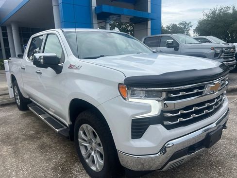 Used 2023 Chevrolet Silverado 1500 LTZ w/ LTZ Premium Package AWD/4WD image 3