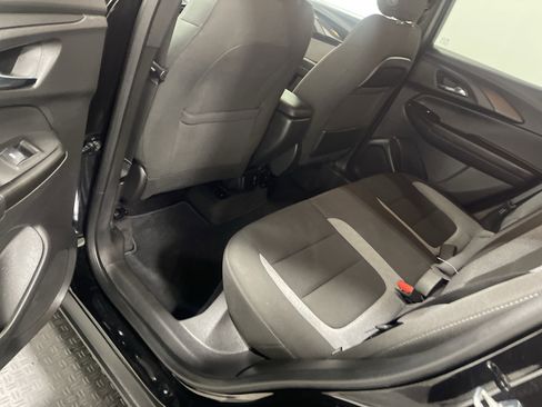 Used 2023 Chevrolet TrailBlazer LT w/ Convenience Package image 17