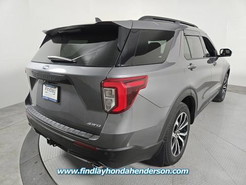 Used 2022 Ford Explorer ST-Line w/ Class IV Trailer Tow Package AWD/4WD image 6