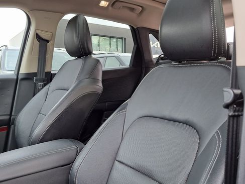 Used 2020 Ford Escape Titanium w/ Titanium Premium Package 2.0 image 25