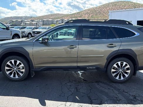 Used 2023 Subaru Outback Limited XT AWD/4WD image 6