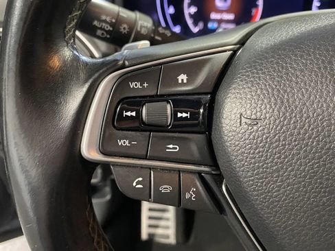 Used 2018 Honda Accord Sport image 19