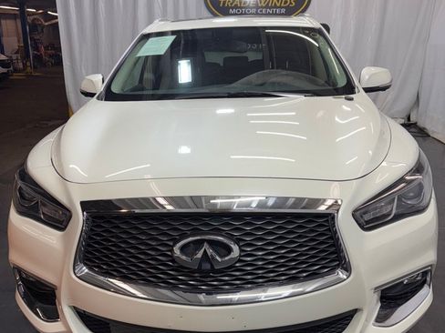 Used 2017 INFINITI QX60 Luxe w/ Premium Plus Package AWD/4WD image 2