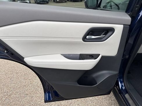 New 2026 Nissan Rogue Dark Armor AWD/4WD image 29