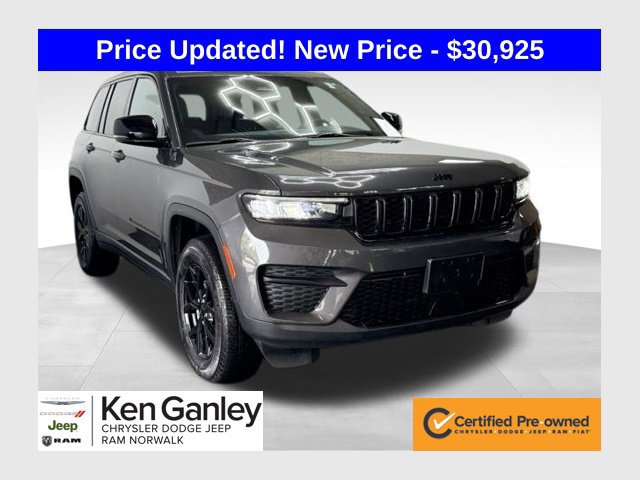 Certified 2024 Jeep Grand Cherokee Altitude AWD/4WD image 1
