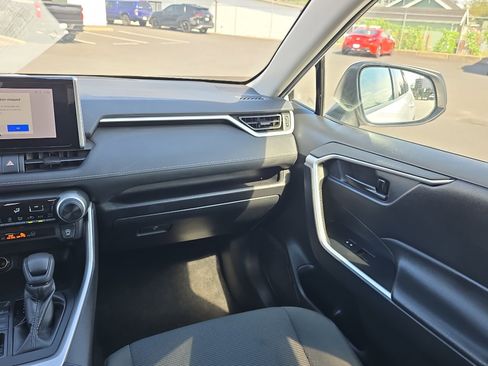 Certified 2024 Toyota RAV4 LE image 21