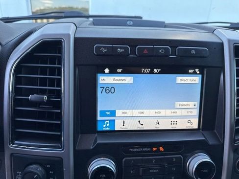 Used 2018 Ford F150 Lariat w/ Equipment Group 502A Luxury AWD/4WD image 35
