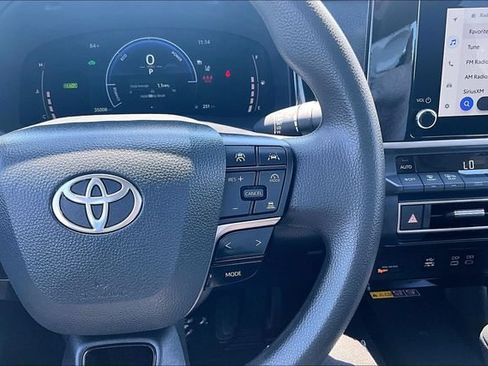 Used 2025 Toyota Camry LE FWD image 12