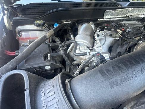 Used 2018 Chevrolet Silverado 2500 LTZ w/ Duramax Plus Package AWD/4WD image 43