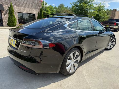 Used 2020 Tesla Model S Long Range Plus AWD/4WD image 4