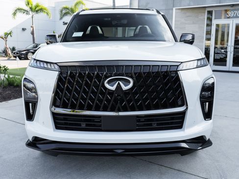 New 2026 INFINITI QX80 4WD w/ Sport Exterior Package image 4