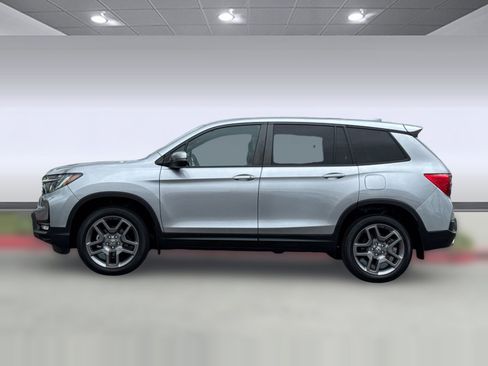 Used 2023 Honda Passport EX-L image 2