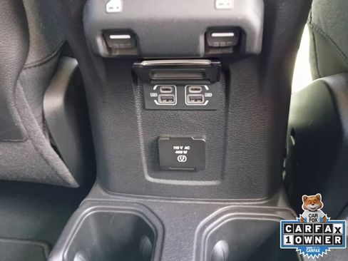 Used 2026 Jeep Gladiator Rubicon AWD/4WD image 12