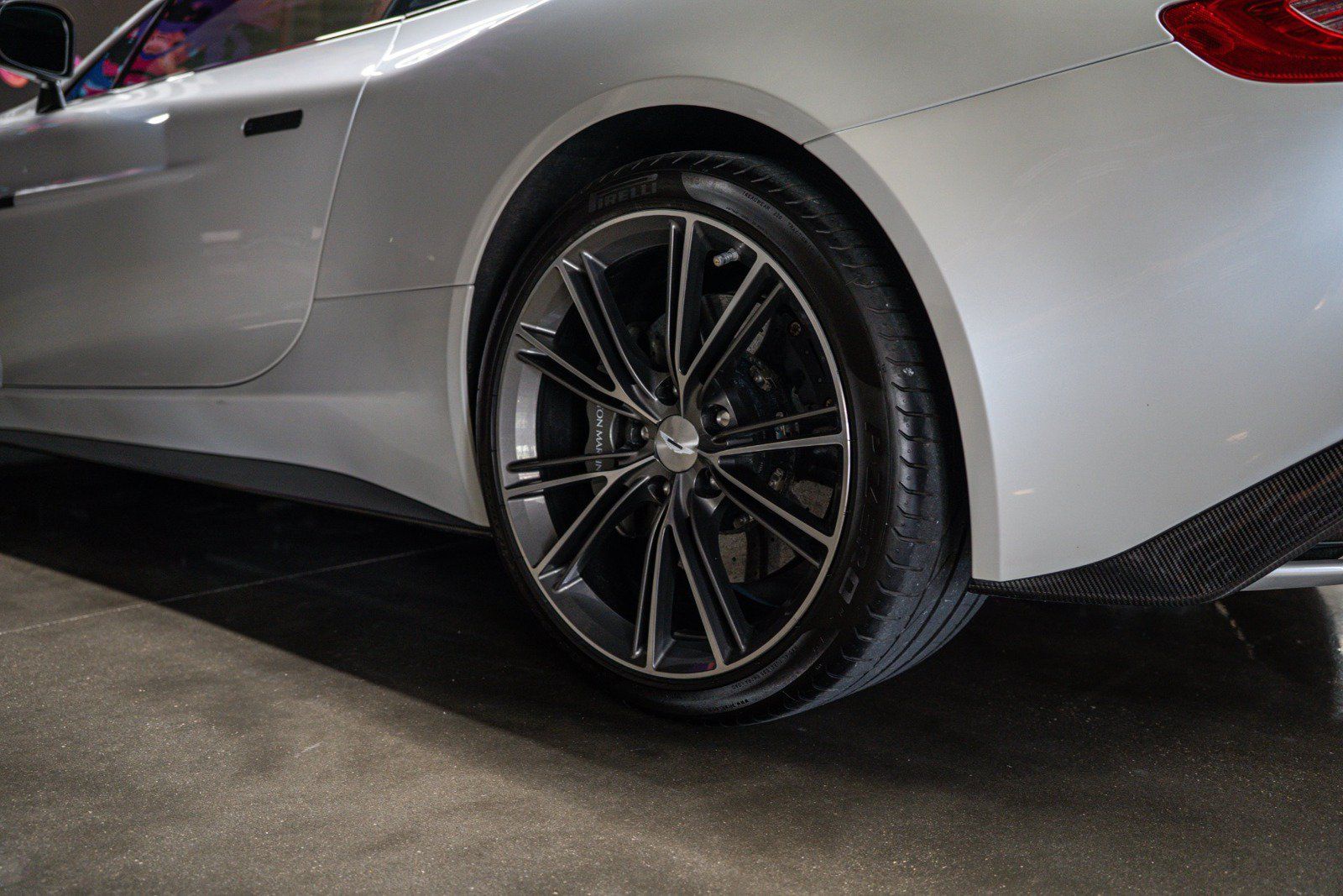 Used 2014 Aston Martin Vanquish Coupe RWD image 22