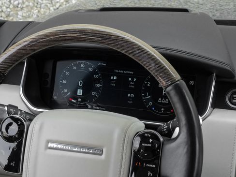 Used 2019 Land Rover Range Rover Long Wheelbase Autobiography AWD/4WD image 22