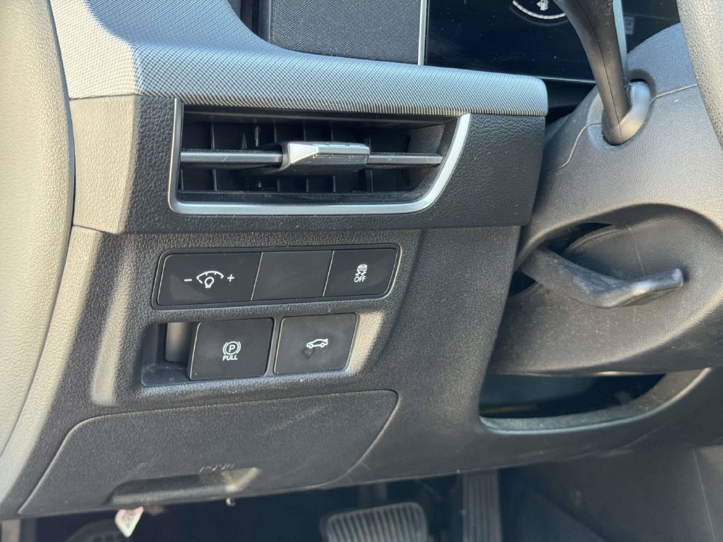 Used 2025 Hyundai Sonata SEL FWD image 10