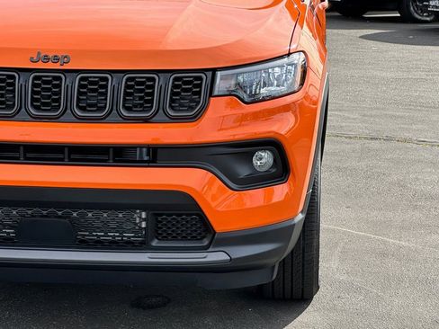 New 2026 Jeep Compass Latitude image 10