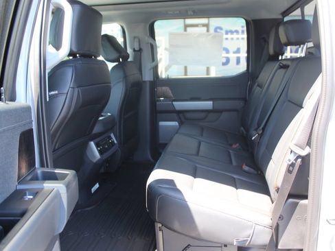 New 2026 Ford F350 Lariat w/ Lariat Ultimate Package AWD/4WD image 26