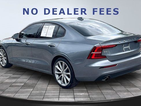 Used 2020 Volvo S60 T5 Momentum w/ Protection Package image 4