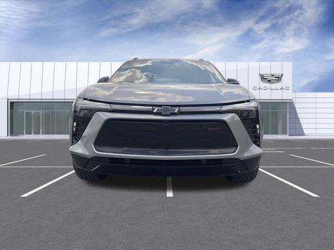 Used 2025 Chevrolet Blazer EV RS AWD/4WD image 3